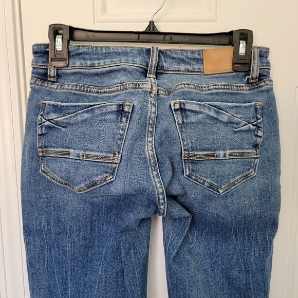 BKE Denim Stella Women's Jeans Slim Fit Low Rise Straight Leg Size 27" X 32" - Picture 5 of 12